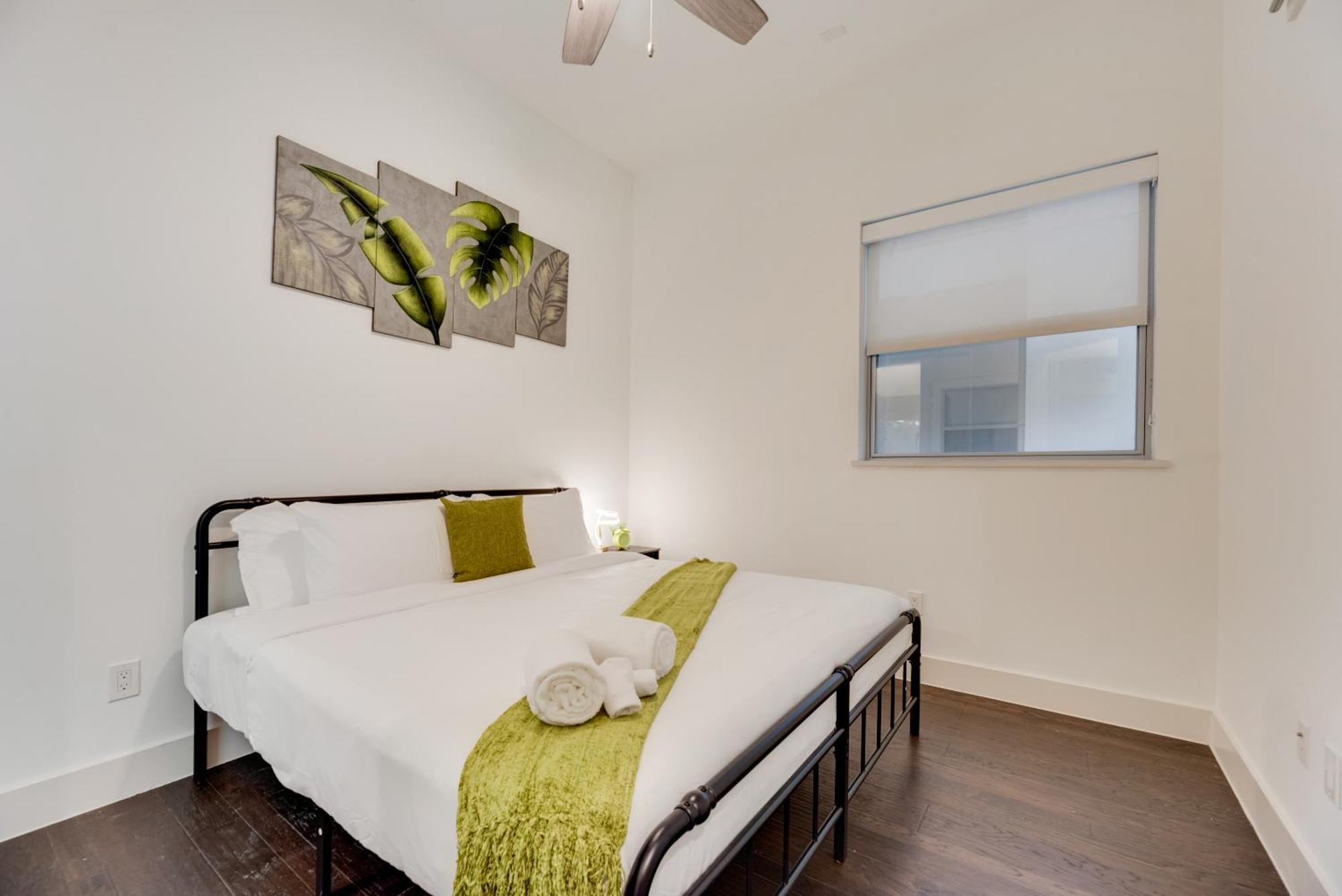 Snazzy Loft Style 2Br I Gym I Parking I Workspace Dallas Dış mekan fotoğraf